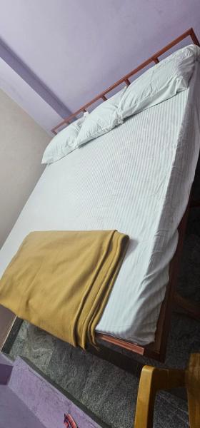 Shambo Royals Rooms